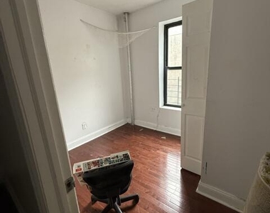 446 West 164th Street - Photo Thumbnail 3