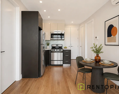 105 Vanderveer Street - Photo Thumbnail 1