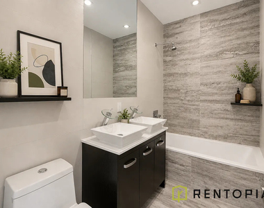 105 Vanderveer Street - Photo Thumbnail 3