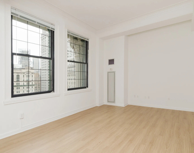 71 Broadway - Photo Thumbnail 3