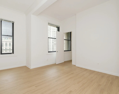 71 Broadway - Photo Thumbnail 1