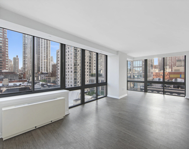 408 East 92nd Street - Photo Thumbnail 2