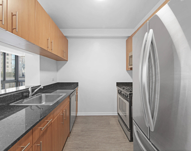408 East 92nd Street - Photo Thumbnail 7