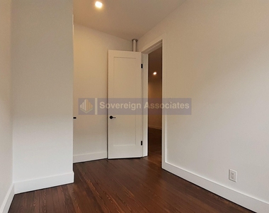 186 Claremont Avenue - Photo Thumbnail 14