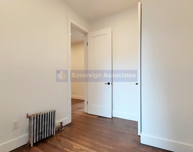186 Claremont Avenue - Photo Thumbnail 16