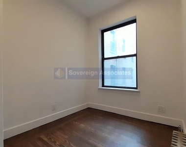 186 Claremont Avenue - Photo Thumbnail 15