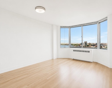 1735 York Avenue - Photo Thumbnail 3