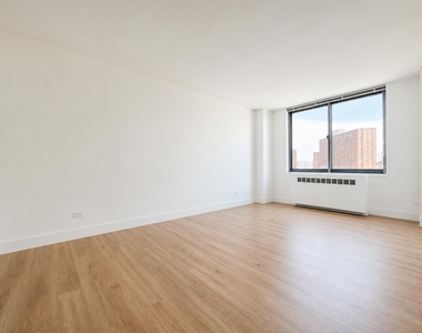 1735 York Avenue - Photo Thumbnail 4
