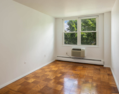205 Walden St - Photo Thumbnail 24