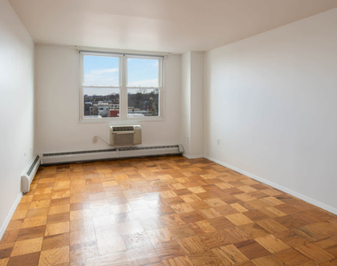205 Walden St - Photo Thumbnail 6
