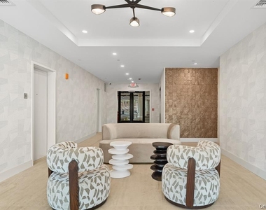 402 Halstead Avenue - Photo Thumbnail 1