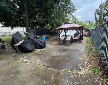 18640 Murdock Avenue - Photo Thumbnail 2