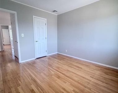 821 Channel Road - Photo Thumbnail 15