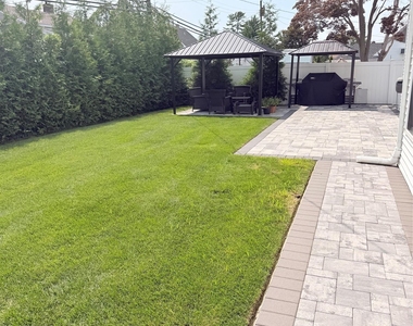 16 Eden Lane - Photo Thumbnail 15