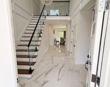 16 Eden Lane - Photo Thumbnail 1