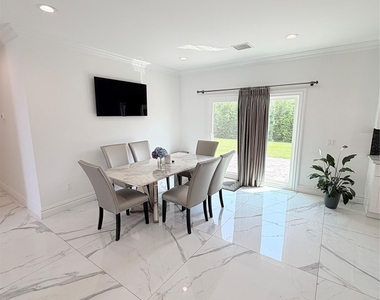 16 Eden Lane - Photo Thumbnail 2
