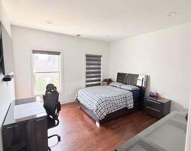 16 Eden Lane - Photo Thumbnail 11