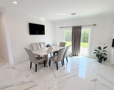 16 Eden Lane - Photo Thumbnail 6