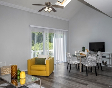 126 Horizon View Drive - Photo Thumbnail 2