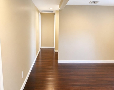 23 Ginny Lane - Photo Thumbnail 21