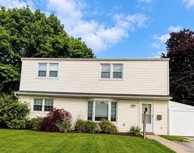 23 Ginny Lane - Photo Thumbnail 22