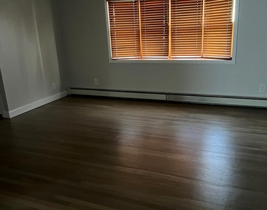 822 9th Street - Photo Thumbnail 1
