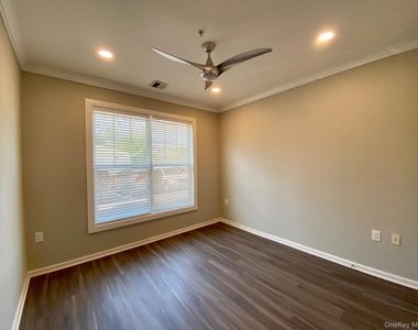 1 Charles Pond Drive - Photo Thumbnail 6