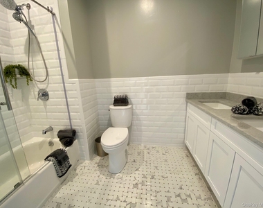 1 Charles Pond Drive - Photo Thumbnail 11