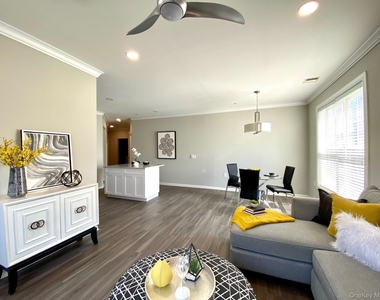 1 Charles Pond Drive - Photo Thumbnail 5