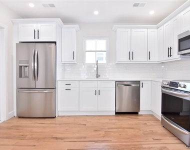 142 Second Avenue - Photo Thumbnail 5