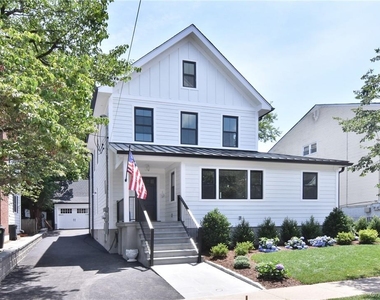 142 Second Avenue - Photo Thumbnail 1