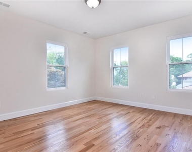 142 Second Avenue - Photo Thumbnail 17
