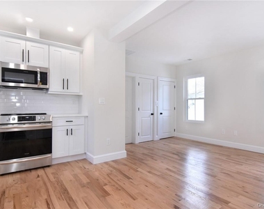 142 Second Avenue - Photo Thumbnail 14