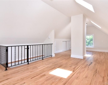 142 Second Avenue - Photo Thumbnail 19