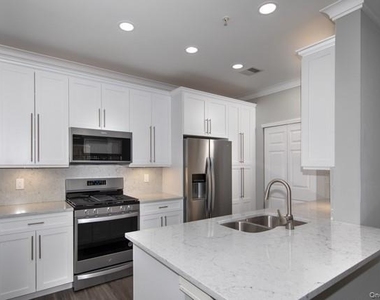 1 Charles Pond Drive - Photo Thumbnail 4