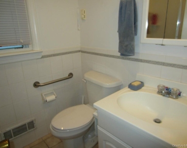 14 Frederick Street - Photo Thumbnail 12