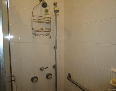 14 Frederick Street - Photo Thumbnail 13