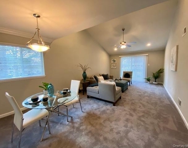 24 Country Club Drive - Photo Thumbnail 3