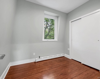 33 Central Drive - Photo Thumbnail 8