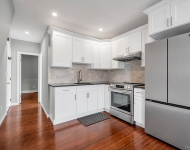33 Central Drive - Photo Thumbnail 5