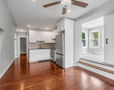 33 Central Drive - Photo Thumbnail 4