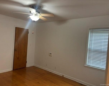 126 Hillside Avenue - Photo Thumbnail 8