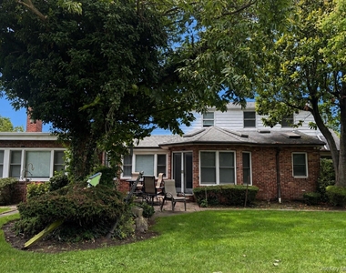 126 Hillside Avenue - Photo Thumbnail 22