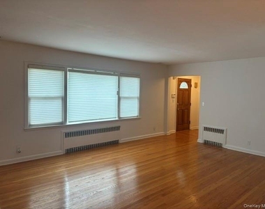 126 Hillside Avenue - Photo Thumbnail 14