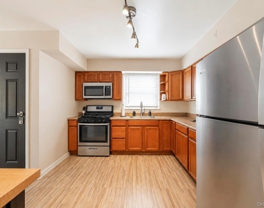 5 Tyler Avenue - Photo Thumbnail 12