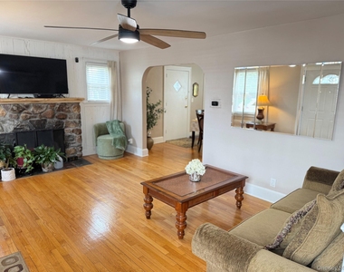 221 Grand Avenue - Photo Thumbnail 21