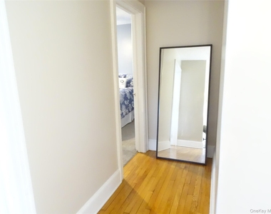 221 Grand Avenue - Photo Thumbnail 11