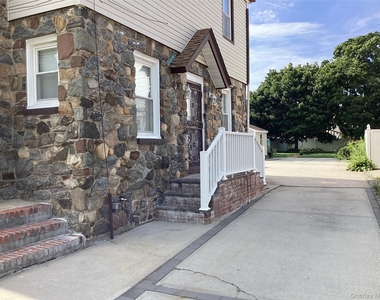 221 Grand Avenue - Photo Thumbnail 34