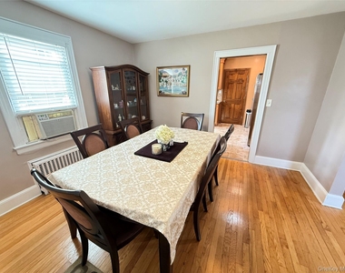 221 Grand Avenue - Photo Thumbnail 24