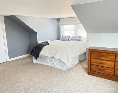 221 Grand Avenue - Photo Thumbnail 14